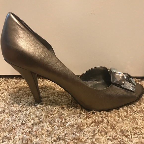 Nine West heels Size 10m - Picture 1 of 4
